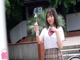 優等生J●は全裸露出狂だった 4名収録 サンプル動画サムネイル